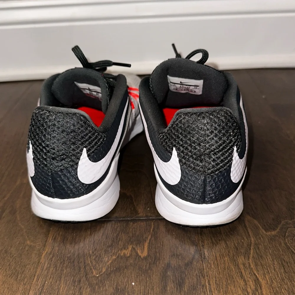 Nike Zoom Condition TR Cross Training Sneaker White Black Gym Shoe Size 11